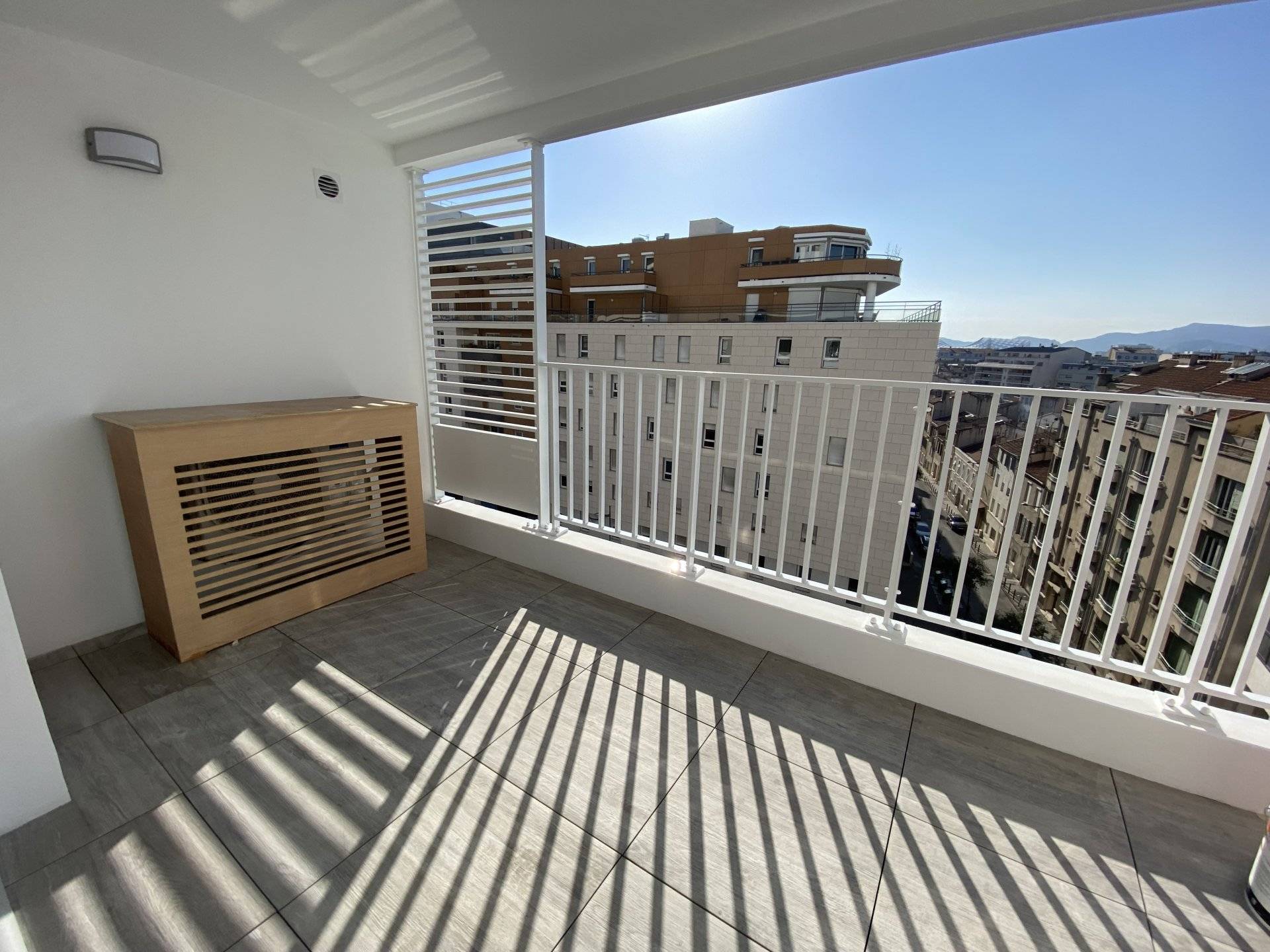 Rental Apartment Marseille 8ème